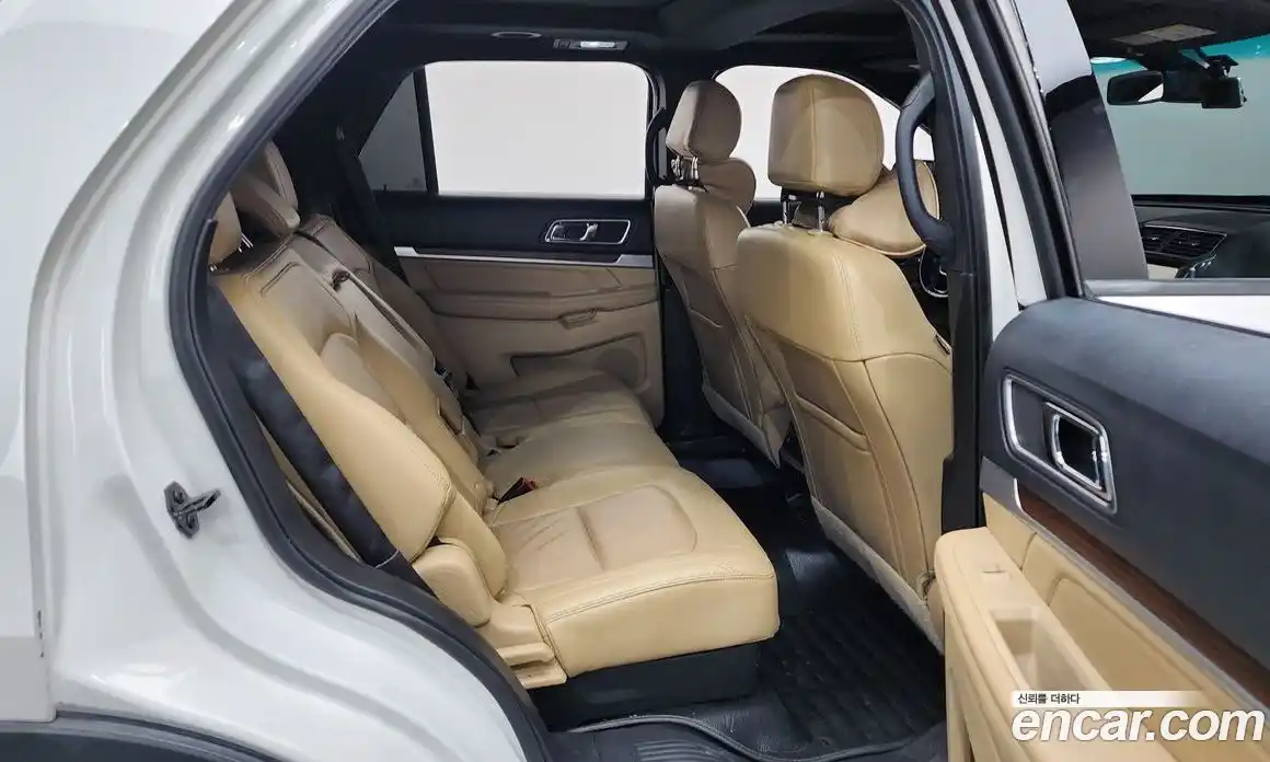 Ford Explorer 2016 2.3 Автомат в Москве № 255636, фото 17