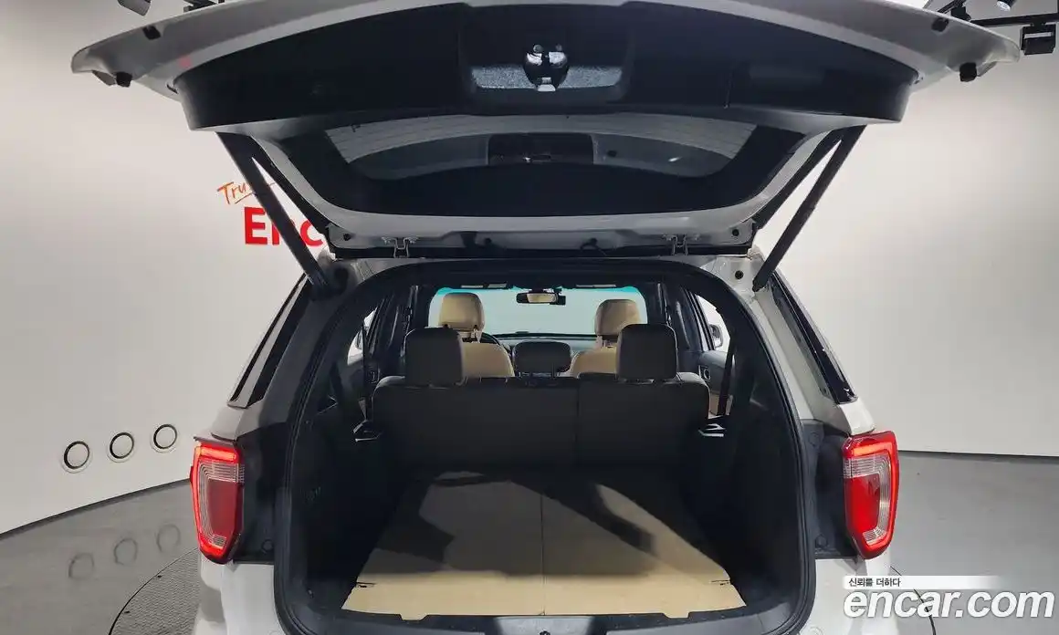 Ford Explorer 2016 2.3 Автомат в Москве № 255636, фото 19