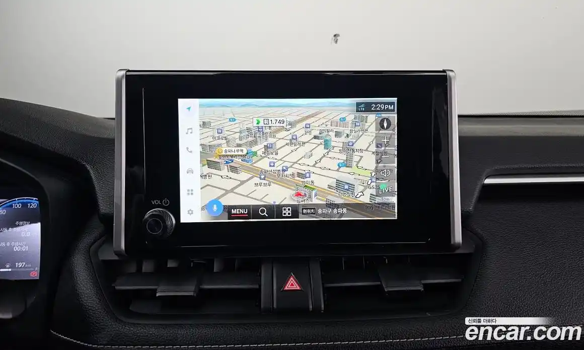 Toyota RAV4 2023 2.5 Автомат в Москве № 257107, фото 6