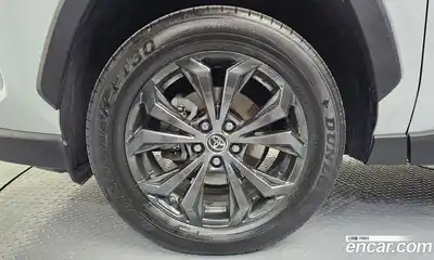 Toyota RAV4 2023 2.5 Автомат в Москве № 257107, миниатюра 8