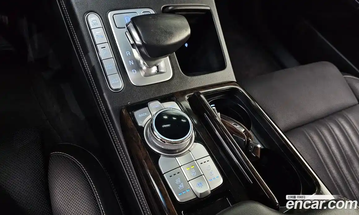 Genesis G90 2019 3.8 Автомат в Москве № 259801, фото 9