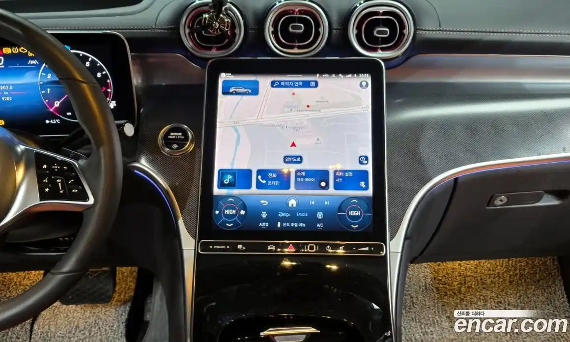 Mercedes-Benz GLC-Class 2025 2.0 Автомат в Москве № 262153, фото 13