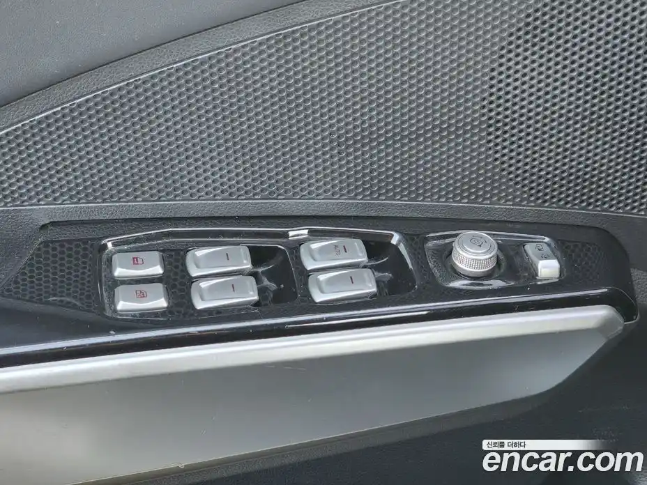 SsangYong TIBOLI 2015 1.6 Автомат в Москве № 29031, фото 14