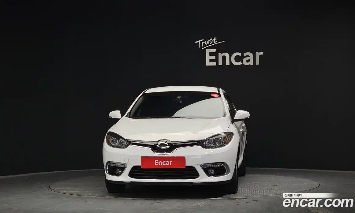 Renault SM3 2018 1.5 Автомат в Москве № 298862, фото 13