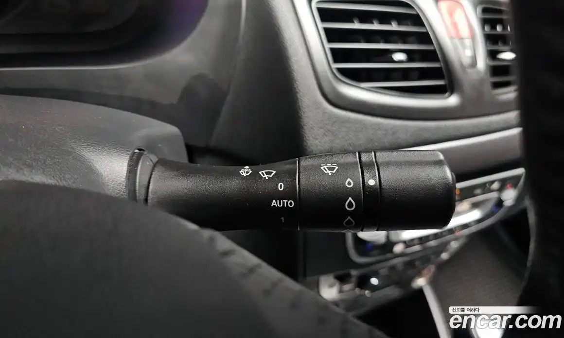 Renault SM3 2018 1.5 Автомат в Москве № 298862, фото 15