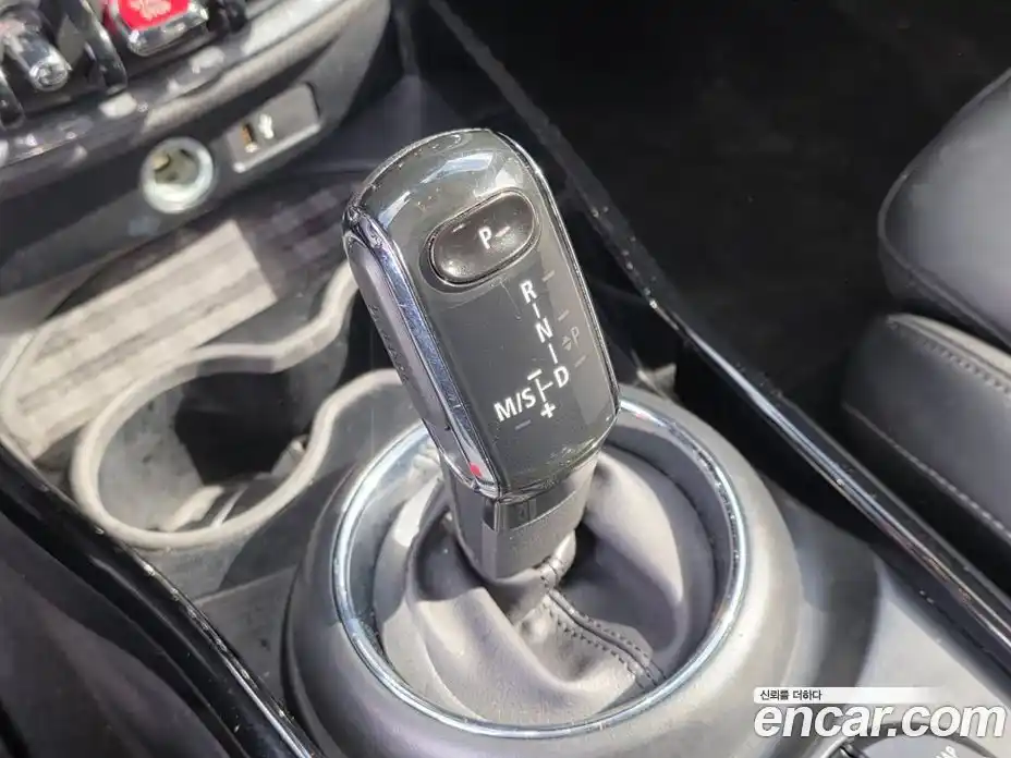 Mini Clubman 2023 1.5 Автомат в Москве № 300200, фото 9