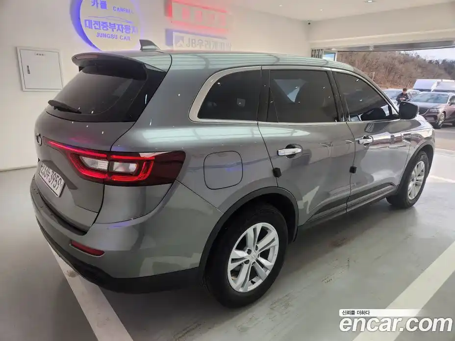 Renault QM6 2022 2.0 Автомат в Москве № 301629, фото 14