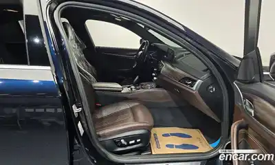 BMW 5-Series 2018 2.0 Автомат в Москве № 304792, миниатюра 4