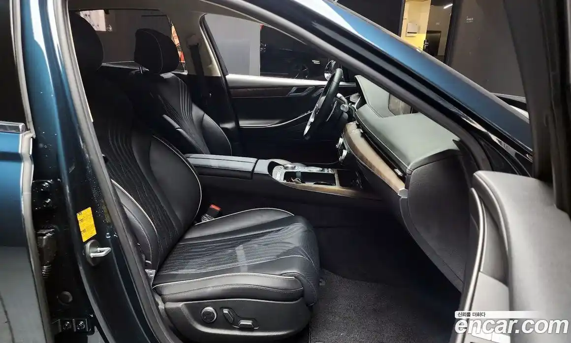 Genesis G80 2021 2.5 Автомат в Москве № 308703, фото 11