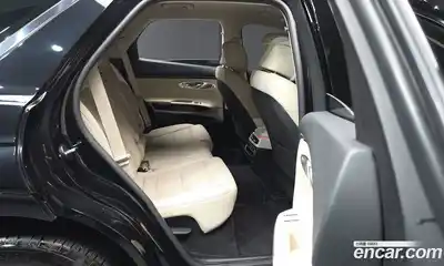 Genesis GV70 2024 2.5 Автомат в Москве № 309057, миниатюра 4