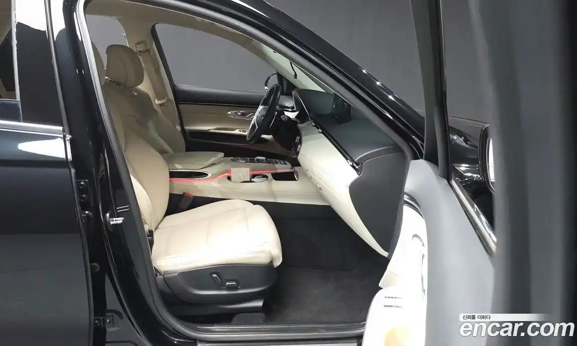 Genesis GV70 2024 2.5 Автомат в Москве № 309057, фото 5