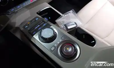 Genesis GV70 2024 2.5 Автомат в Москве № 309057, миниатюра 9