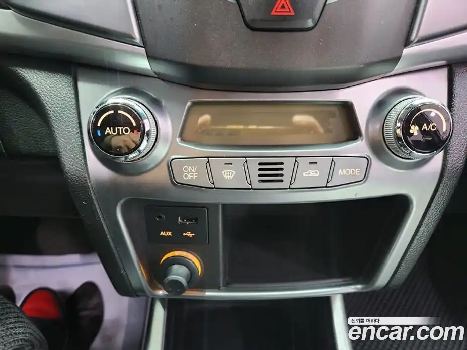 SsangYong Korando 2014 2.0 Автомат в Москве № 310649, фото 17