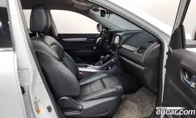 Renault QM6 2020 2.0 Автомат в Москве № 316938, миниатюра 5