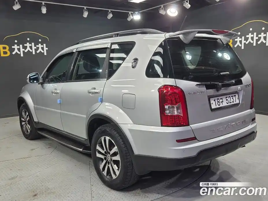 SsangYong Rexton 2013 2.0 Автомат в Москве № 33466, фото 3