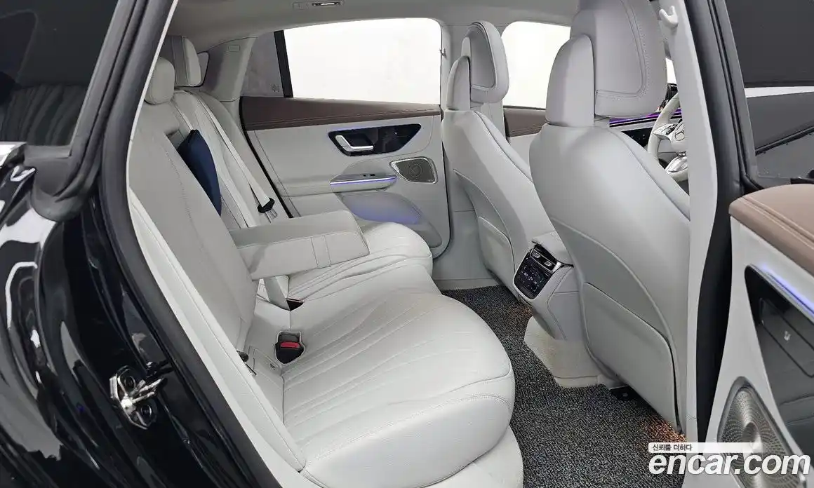 Mercedes-Benz EQE 2023 0.3 Автомат в Москве № 338167, фото 15