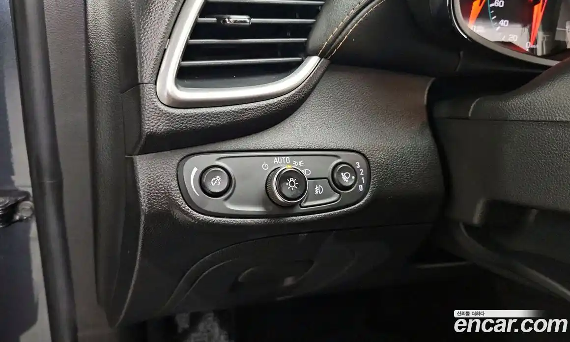 Chevrolet Trax 2021 1.4 Автомат в Москве № 340337, фото 14