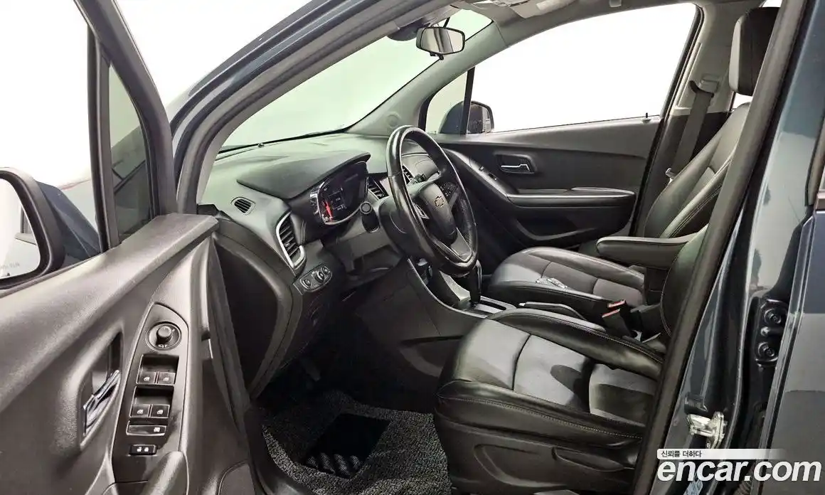 Chevrolet Trax 2021 1.4 Автомат в Москве № 340337, фото 10