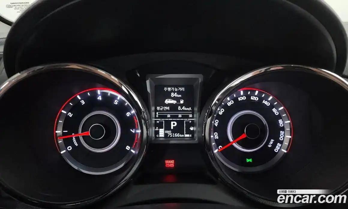 SsangYong TIBOLI 2015 1.6 Автомат в Москве № 34142, фото 17