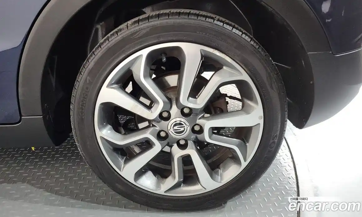 SsangYong TIBOLI 2015 1.6 Автомат в Москве № 34142, фото 3