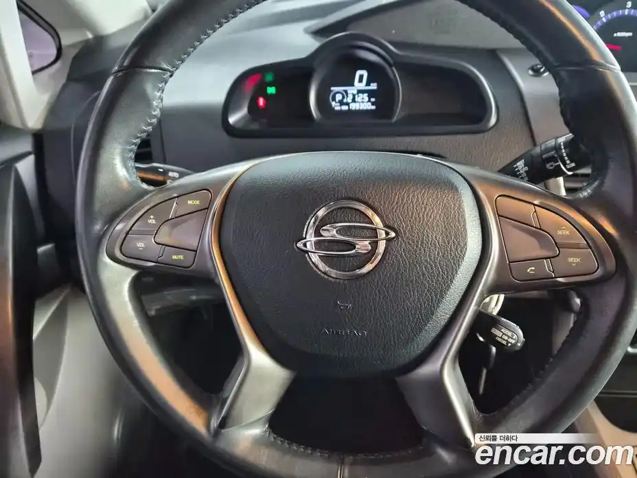 SsangYong Korando 2015 2.0 Автомат в Москве № 34328, фото 12