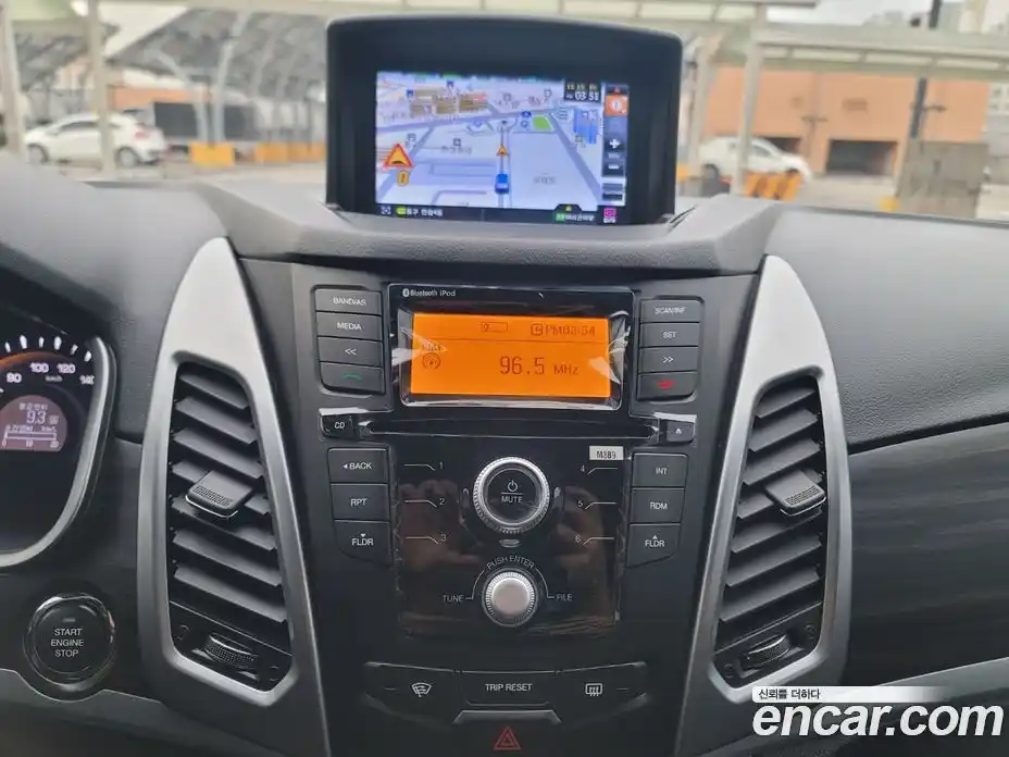 SsangYong Korando 2015 2.0 Автомат в Москве № 34339, фото 13