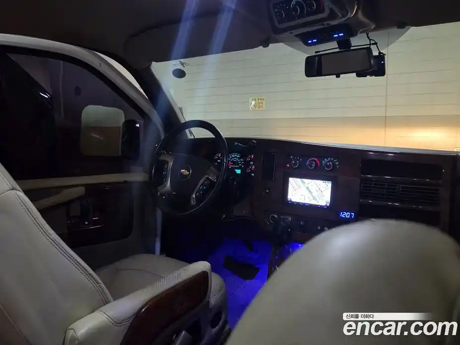 Chevrolet Express Van 2014 5.3 Автомат в Москве № 346584, фото 8