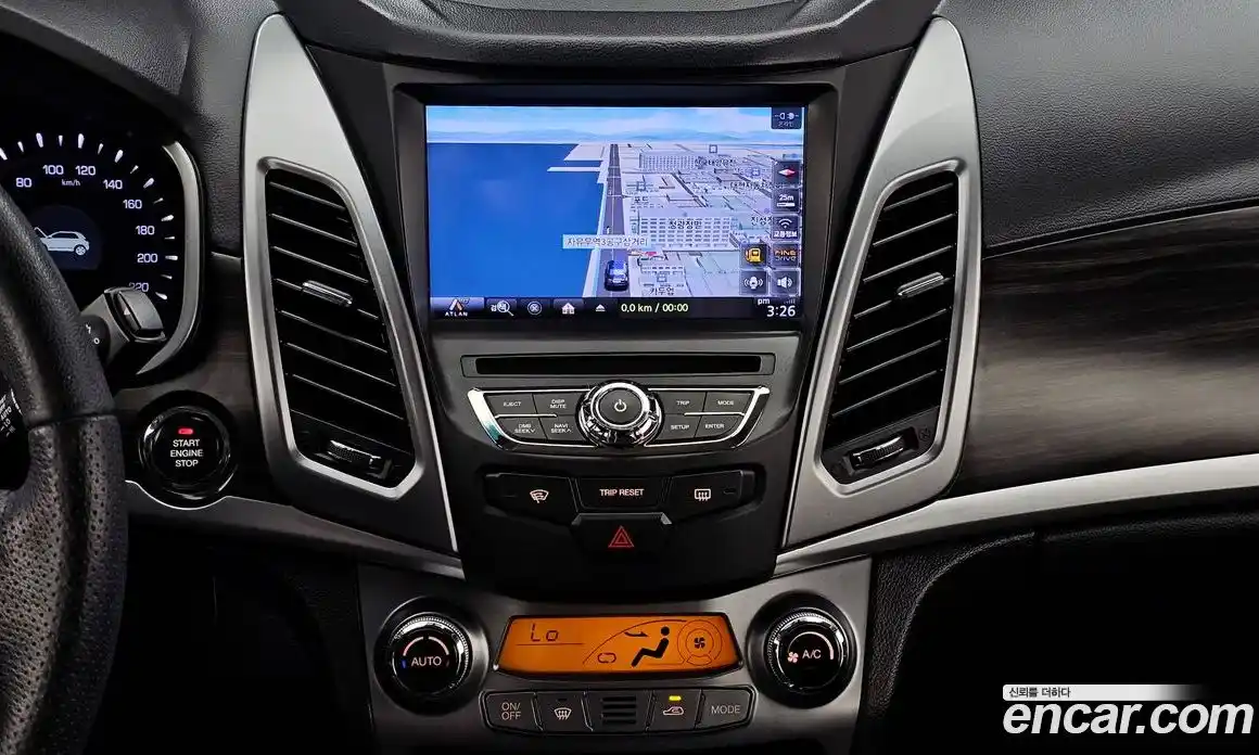 SsangYong Korando 2014 2.0 Автомат в Москве № 35209, фото 13