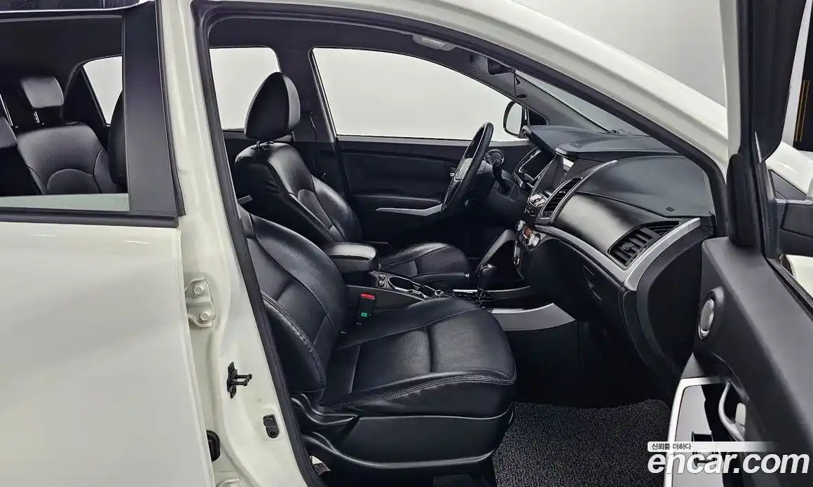 SsangYong Korando 2014 2.0 Автомат в Москве № 35209, фото 6