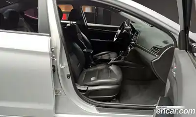 Hyundai Avante 2019 1.6 Автомат в Москве № 356737, миниатюра 11