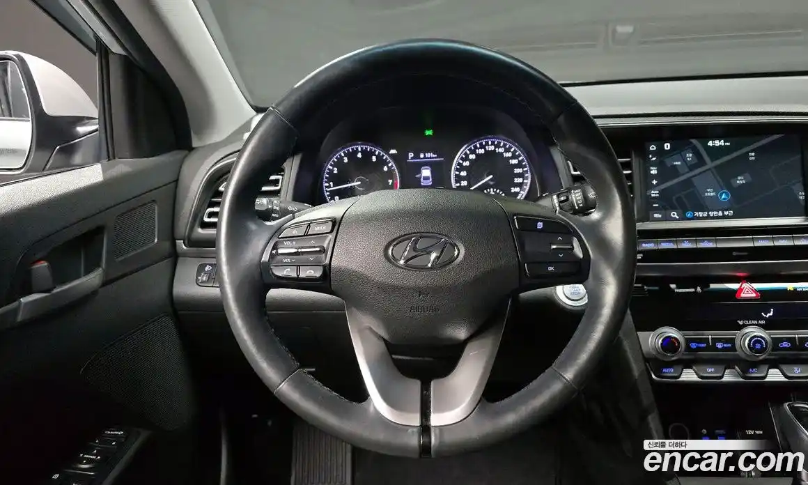 Hyundai Avante 2019 1.6 Автомат в Москве № 356737, фото 14