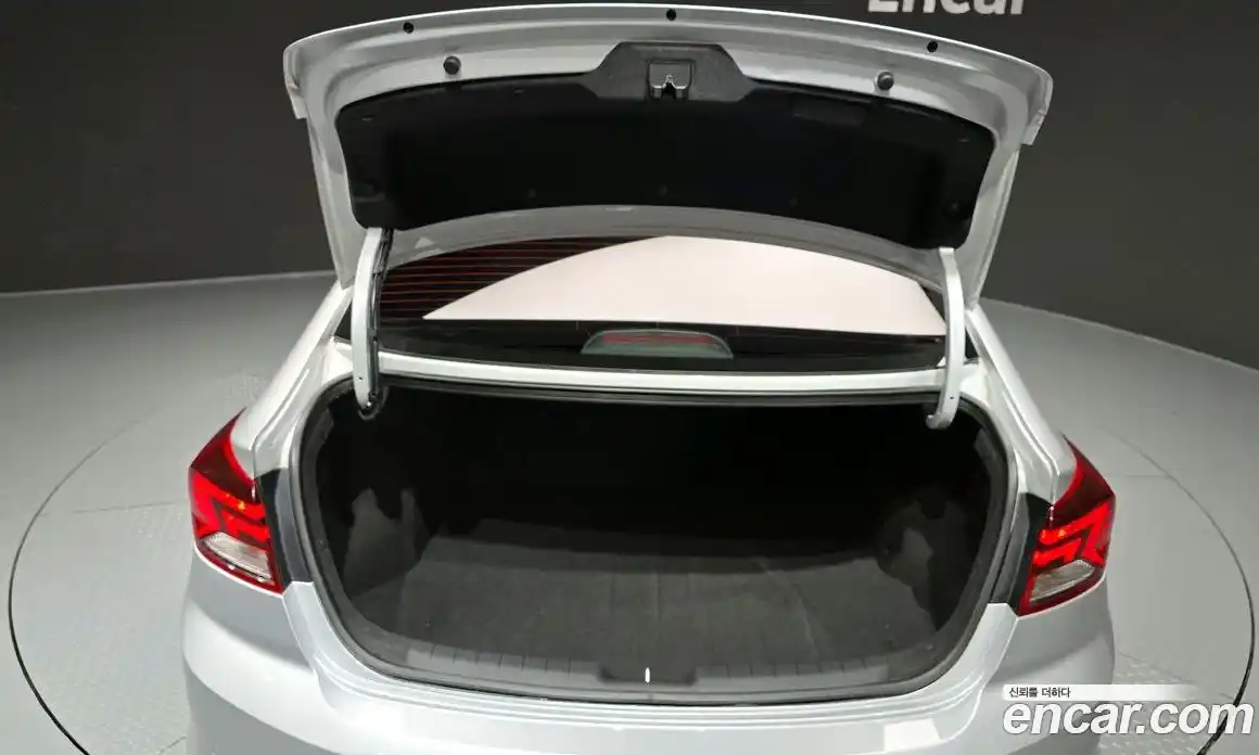 Hyundai Avante 2019 1.6 Автомат в Москве № 356737, фото 20