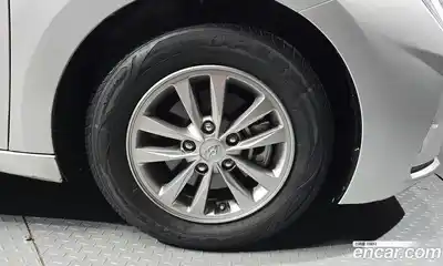 Hyundai Avante 2019 1.6 Автомат в Москве № 356737, миниатюра 5