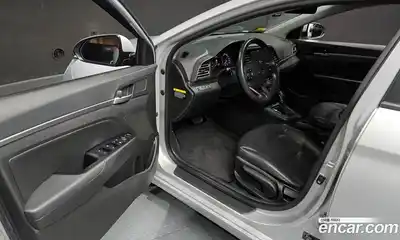 Hyundai Avante 2019 1.6 Автомат в Москве № 356737, миниатюра 10