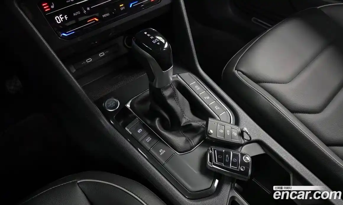 Volkswagen Tiguan 2023 2.0 Автомат в Москве № 357184, фото 9