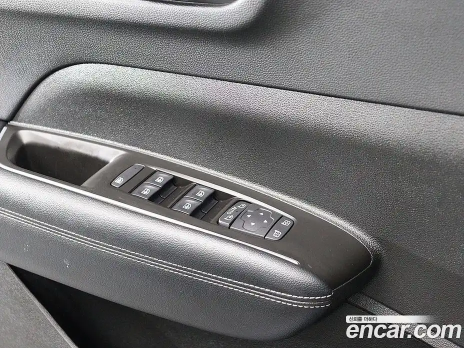 Renault QM6 2022 2.0 Автомат в Москве № 358282, фото 13