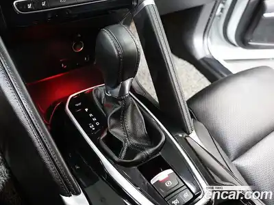 Renault QM6 2022 2.0 Автомат в Москве № 358282, миниатюра 9