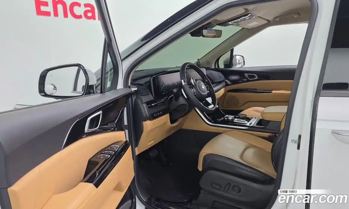 Kia Canival 2021 2.2 Автомат в Москве № 362094, фото 11