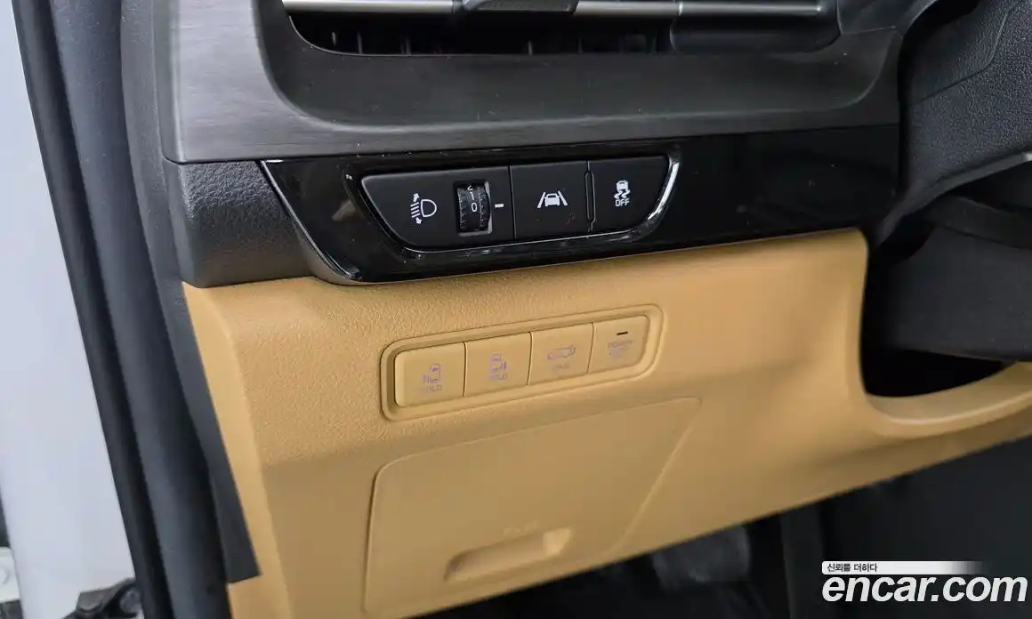 Kia Canival 2021 2.2 Автомат в Москве № 362094, фото 13