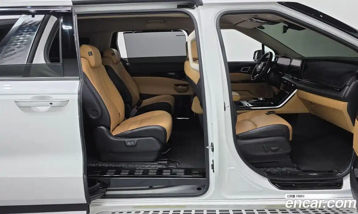 Kia Canival 2021 2.2 Автомат в Москве № 362094, фото 18