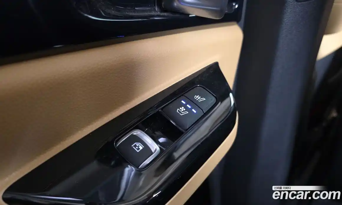 Kia Canival 2021 2.2 Автомат в Москве № 362094, фото 19