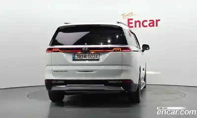 Kia Canival 2021 2.2 Автомат в Москве № 362094, миниатюра 4