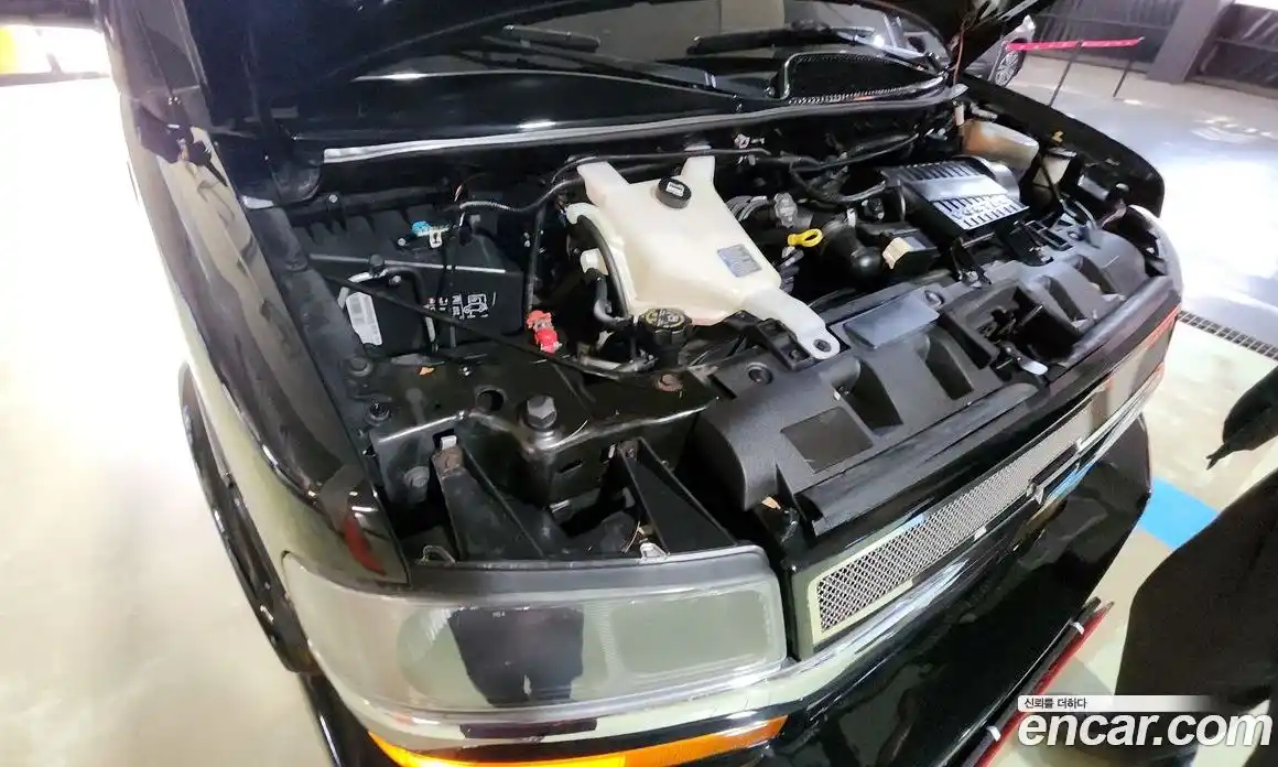 Chevrolet Express Van 2020 6.0 Автомат в Москве № 363713, фото 6