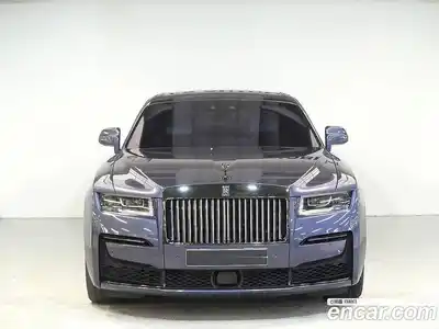 Rolls-Royce Ghost 2023 6.7 Автомат в Москве № 366915, миниатюра 2