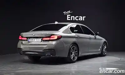 BMW 5-Series 2021 2.0 Автомат в Москве № 367834, миниатюра 2