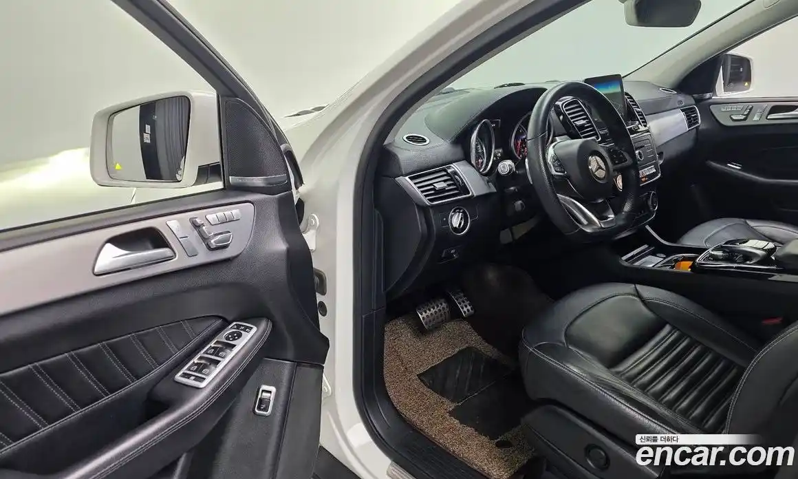 Mercedes-Benz GLE-Class 2018 3.0 Автомат в Москве № 372382, фото 12