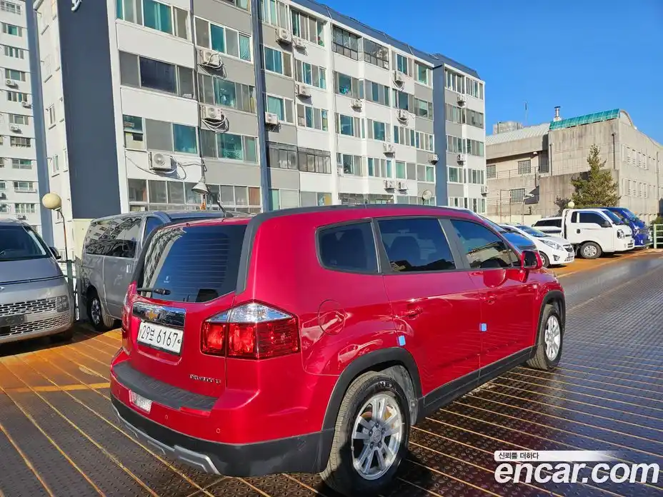 Chevrolet Orlando 2012 2.0 Автомат в Москве № 38287, фото 6