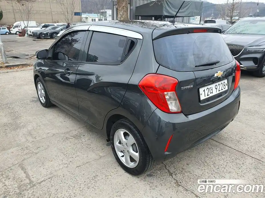 Chevrolet Spark 2017 1.0 Автомат в Москве № 38322, фото 6