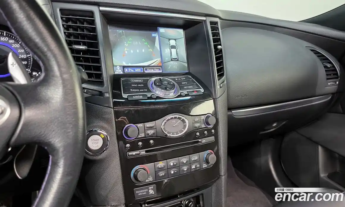 Infiniti QX70 2017 3.7 Автомат в Москве № 386583, фото 15