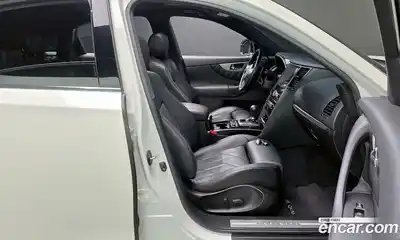 Infiniti QX70 2017 3.7 Автомат в Москве № 386583, миниатюра 10